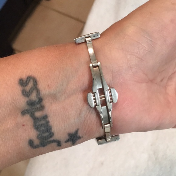 Ladies Invicta tank watch - Picture 4 of 5